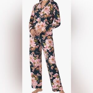 Room Service XL Floral Pajama set